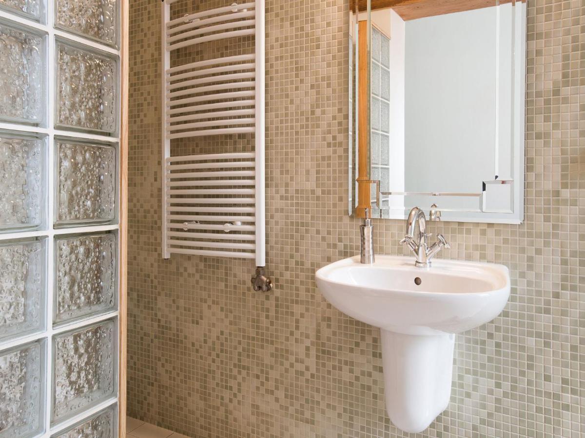 Spacious And Comfortable Flat In Apartament *